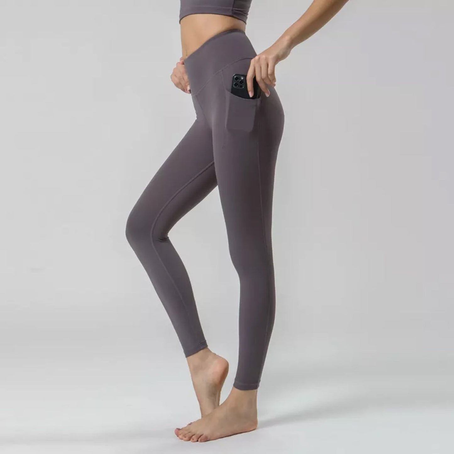 Strong Wrap Leggings with Side Pockets